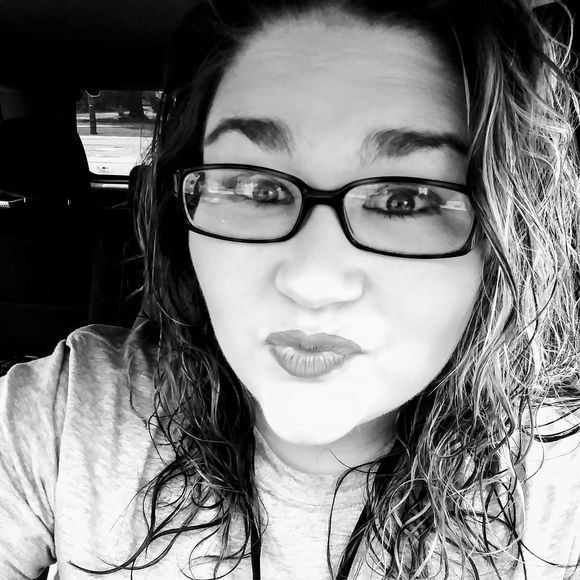 Meet your Posher, Brittany - Picture 1 of 1